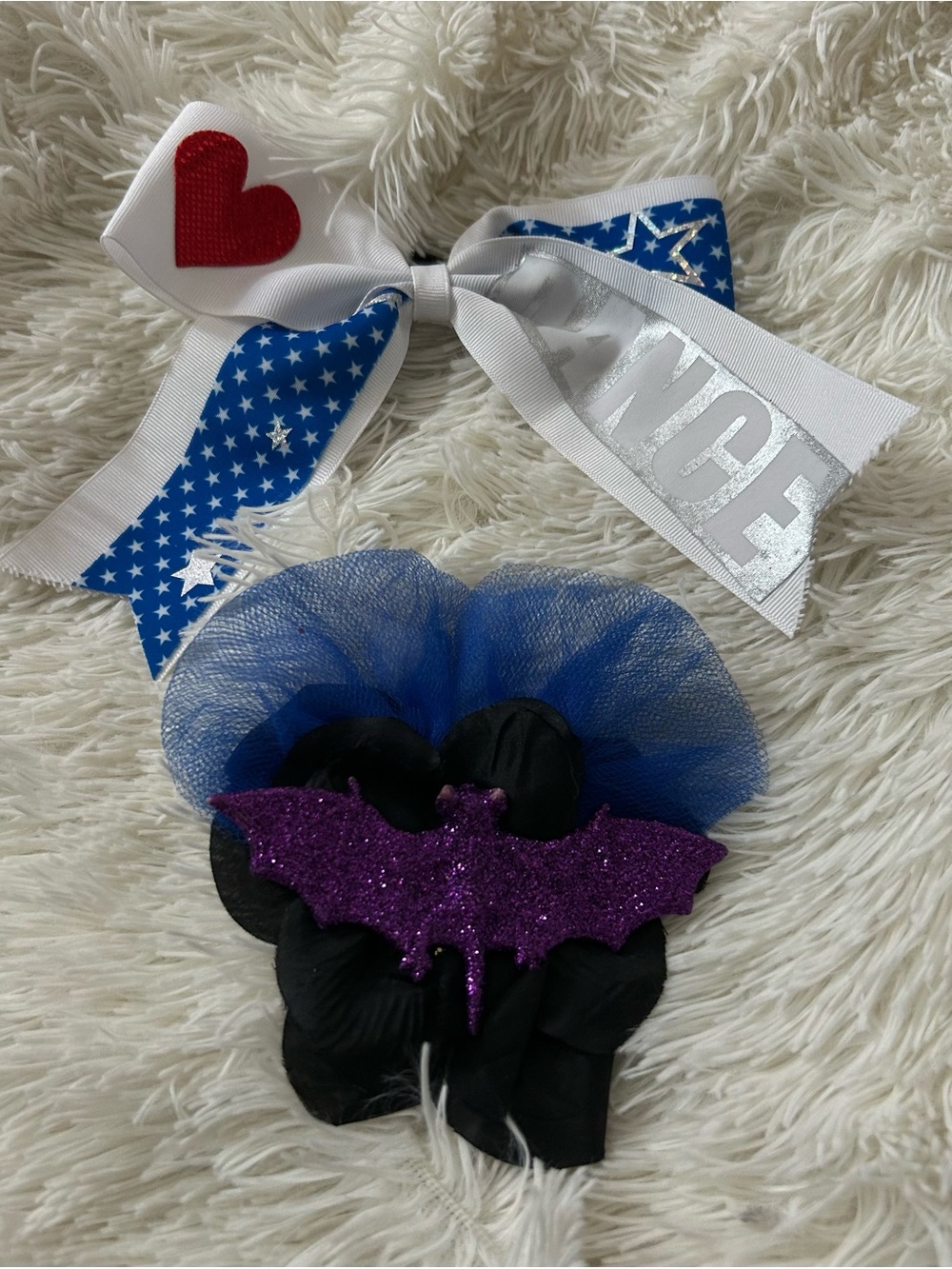 Bow Collection - Picture 3 of 3